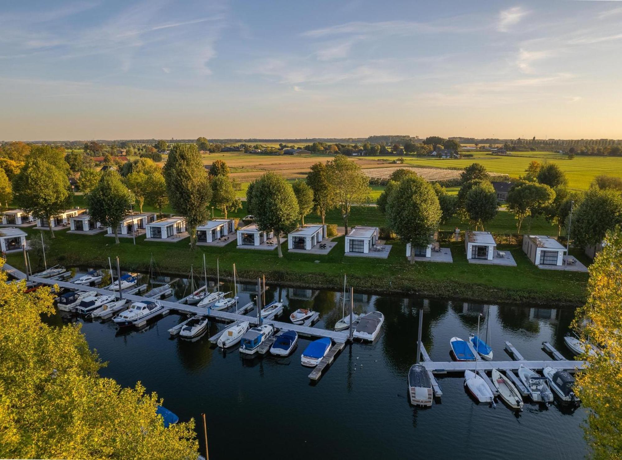 Hotel Marinapark Bad Nederrijn Maurik Exteriér fotografie