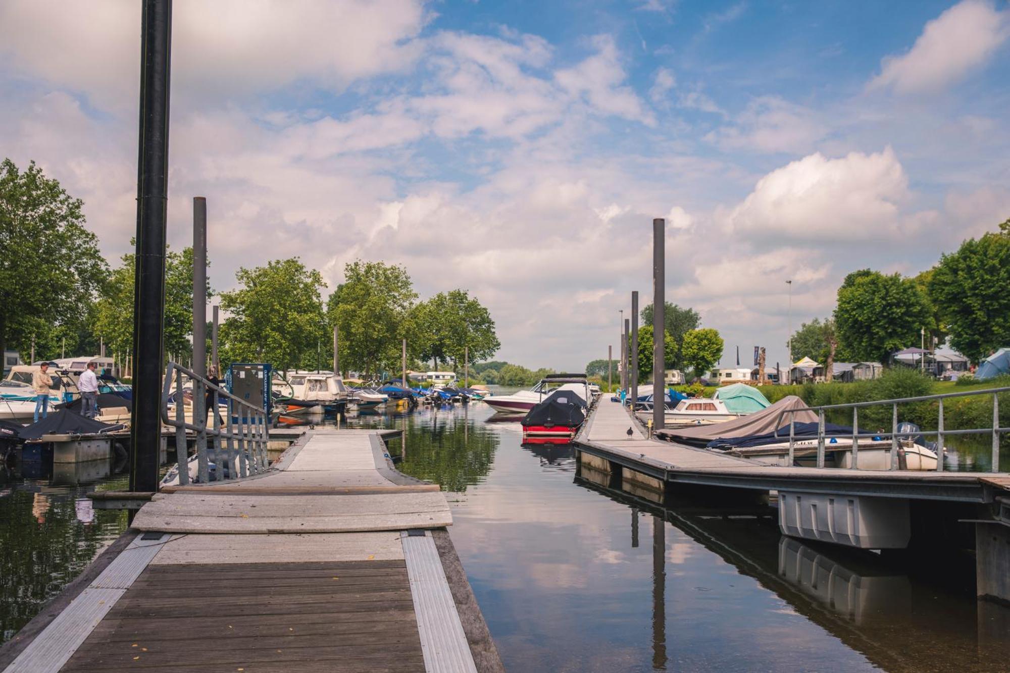Hotel Marinapark Bad Nederrijn Maurik Exteriér fotografie