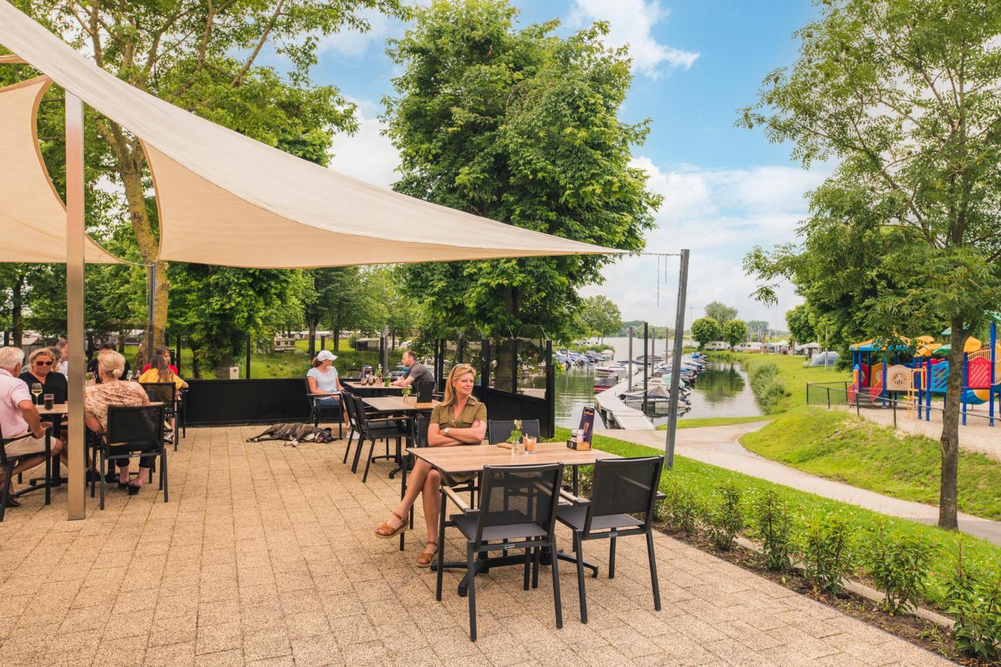 Hotel Marinapark Bad Nederrijn Maurik Exteriér fotografie